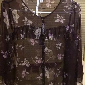 NWT  LC  Lauren Conrad sheer size M Blouse